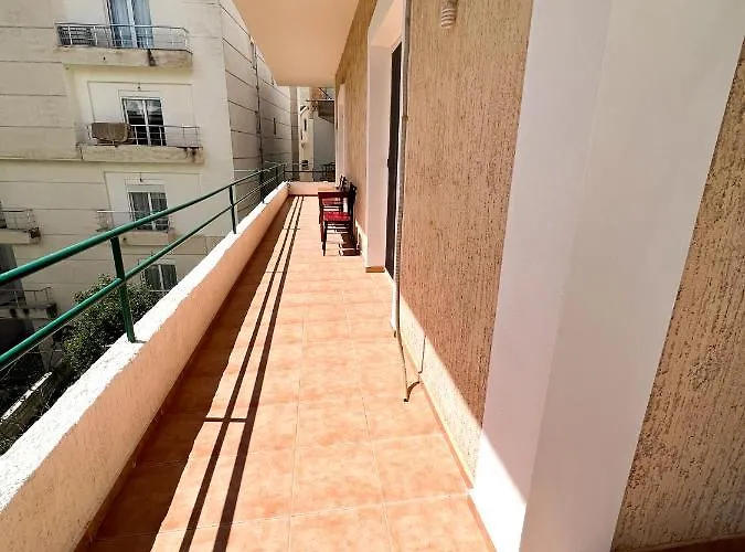 Lägenhet Garden Apt-5